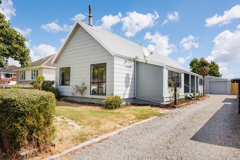 4 Ngarimu Street, Roslyn, Palmerston North - Carousel 1