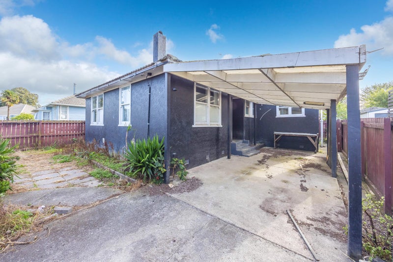 53 Paul Crescent, Fairfield, Hamilton - Carousel 2