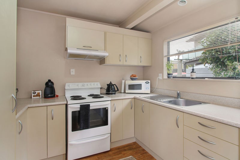 2/19 East Avenue, Manly, Whangaparaoa - Carousel 30