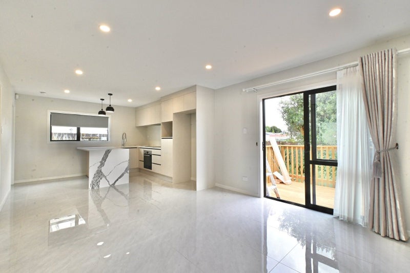 57 Coxhead Road, Manurewa, Auckland - Carousel 2