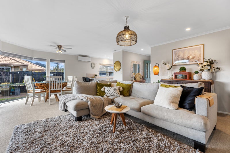 5 Lavender Place, Papamoa Beach, Papamoa - Carousel 1