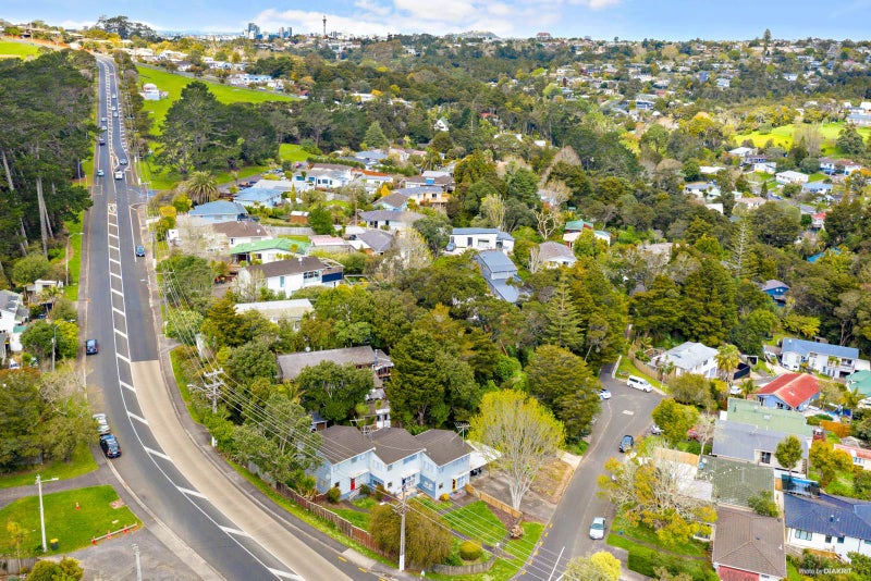 4 Vonnell Place, Birkdale, Auckland - Carousel 2