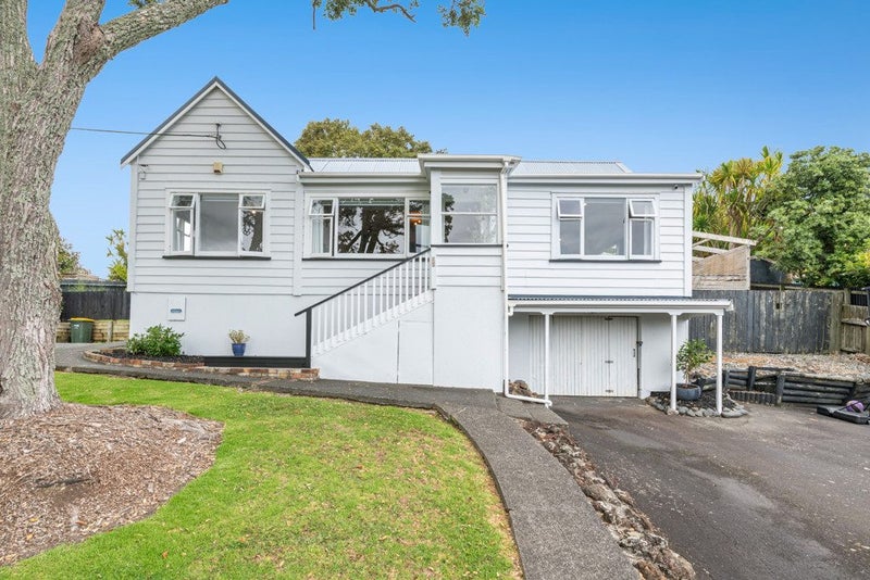3 Gow Street, Helensville, Helensville - Carousel 2