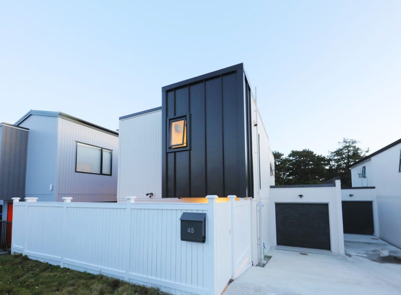 45 Waka Street, Albany Heights, Auckland - Carousel 1