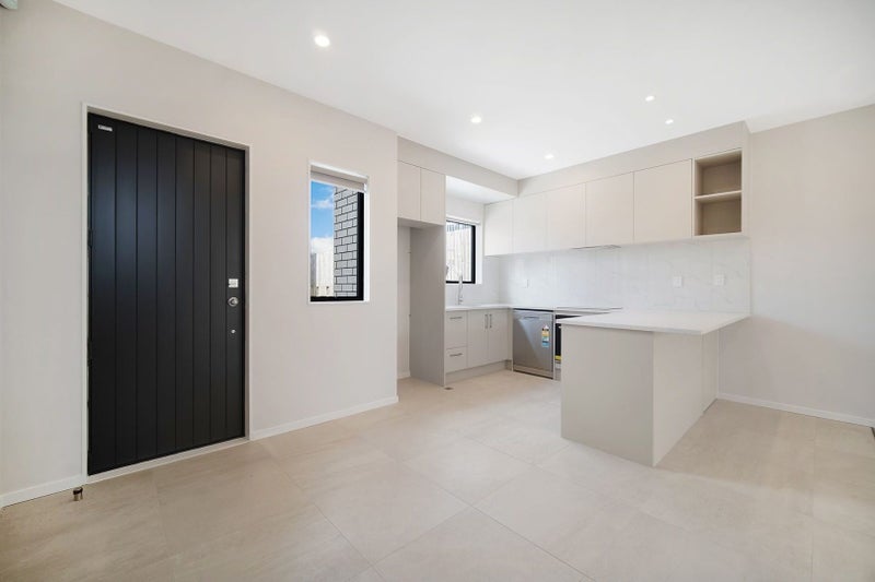 7/65 Moire Road, Massey, Auckland - Carousel 2