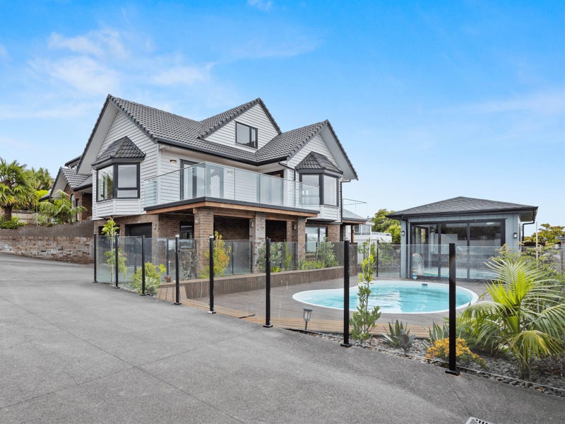 64 Onetaunga Road, Chatswood, Auckland - Carousel 1