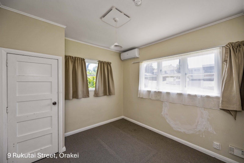 9 Rukutai Street, Orakei, Auckland - Carousel 8