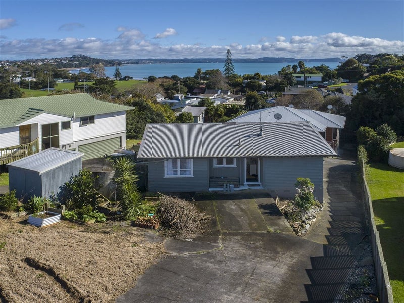4A Kathy Terrace, Stanmore Bay, Whangaparaoa - Carousel 2