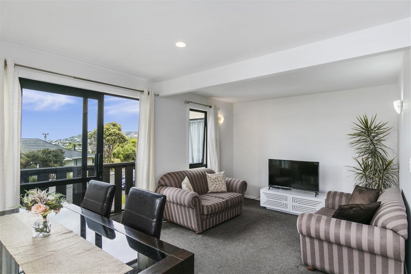 12A Govind Grove, Ngaio, Wellington - Carousel 1