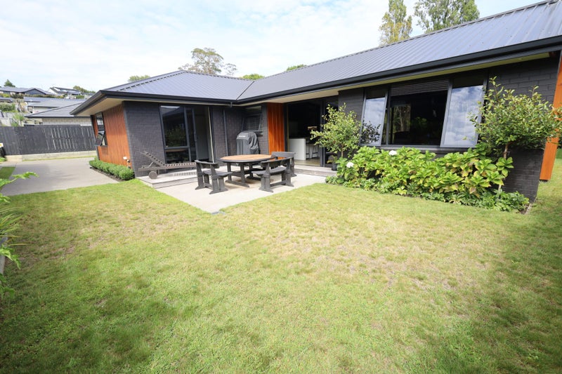 21 Arohena Court, Ohauiti, Tauranga - Carousel 1