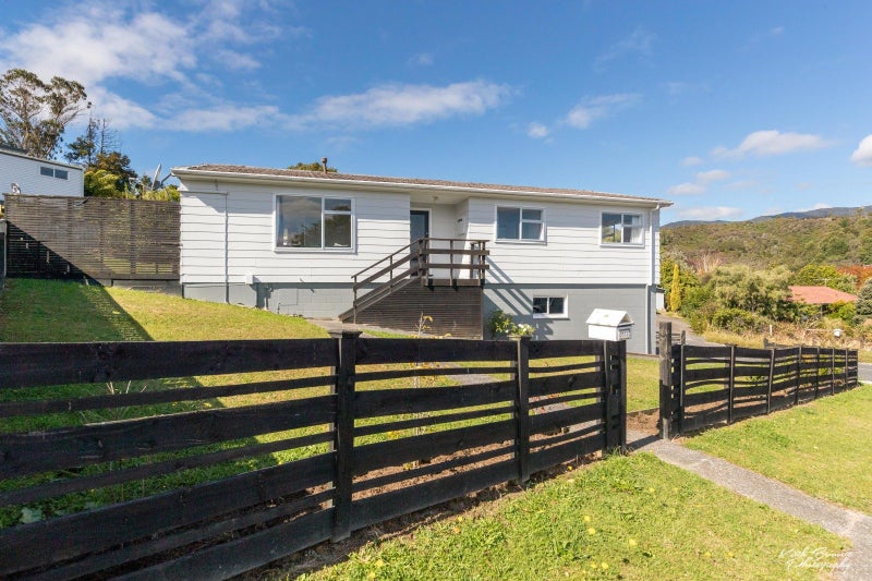 118 Norana Road, Timberlea, Upper Hutt - Carousel 1