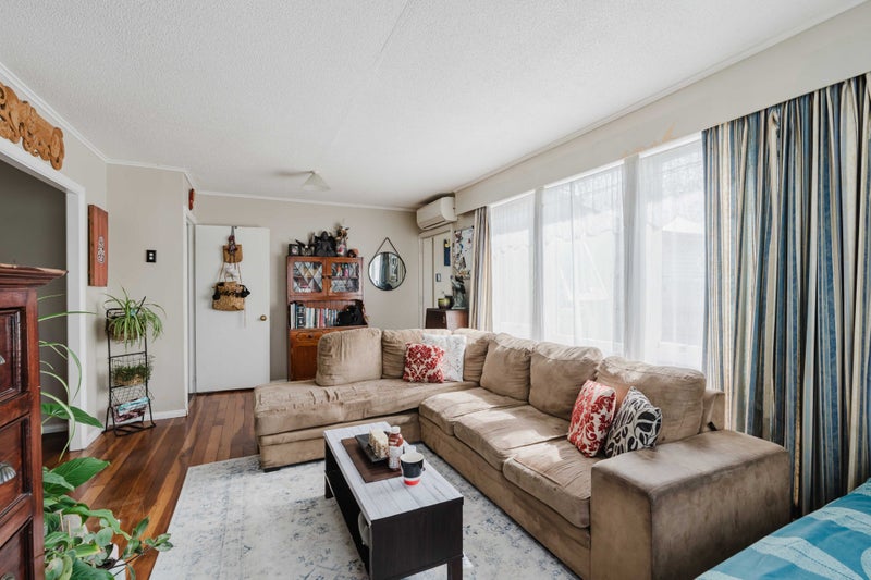 30 Pine Avenue, Bader, Hamilton - Carousel 2