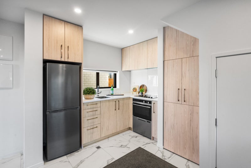 11/131 Merivale Lane, Merivale, Christchurch - Carousel 2