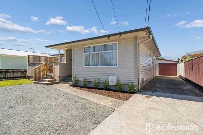 38 Routley Crescent, Elderslea, Upper Hutt - Carousel 1