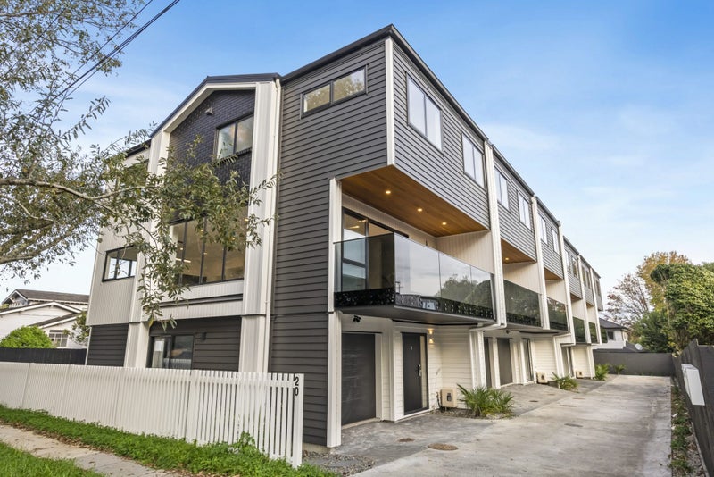 20B Acorn Street, Royal Oak, Auckland - Carousel 1