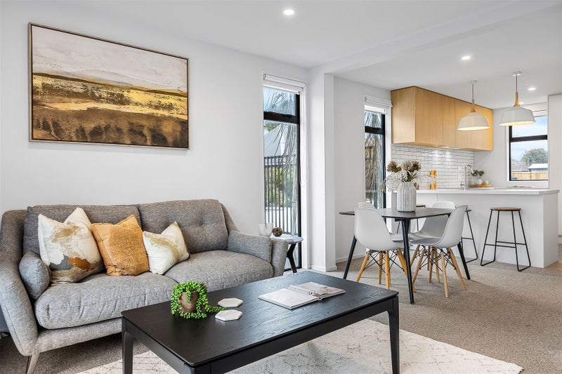 8/10 New Brighton Road, Shirley, Christchurch - Carousel 2