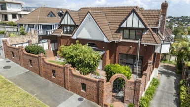 15A Waimarie Street, St Heliers, Auckland - Carousel 1