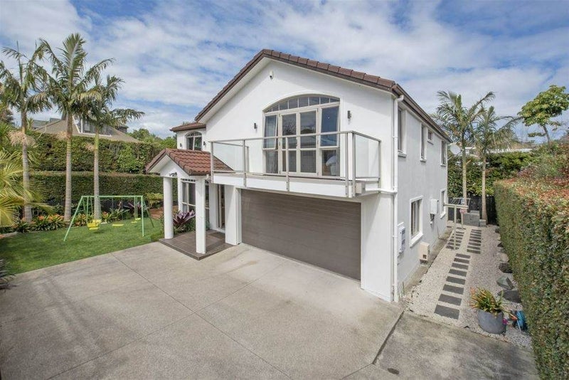 11A Bevyn Street, Castor Bay, Auckland - Carousel 2