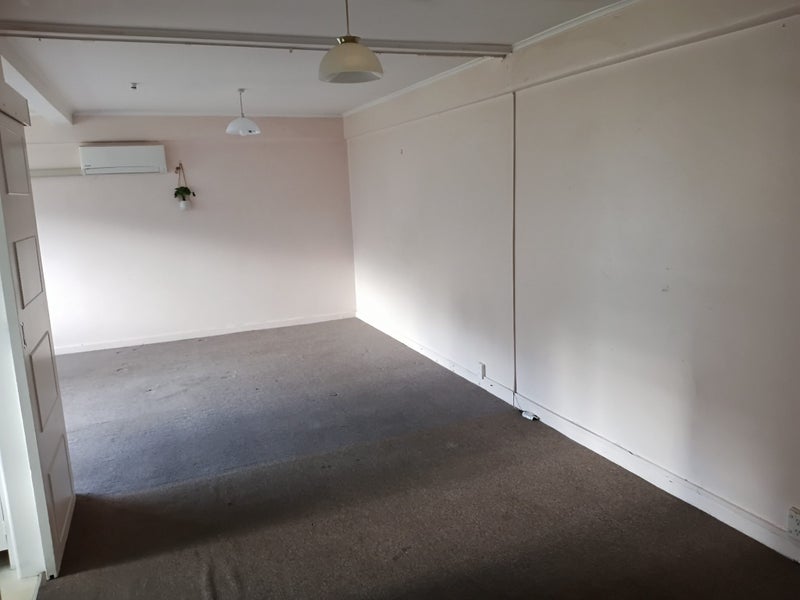 3/10 Kilbirnie Crescent, Kilbirnie, Wellington - Carousel 2