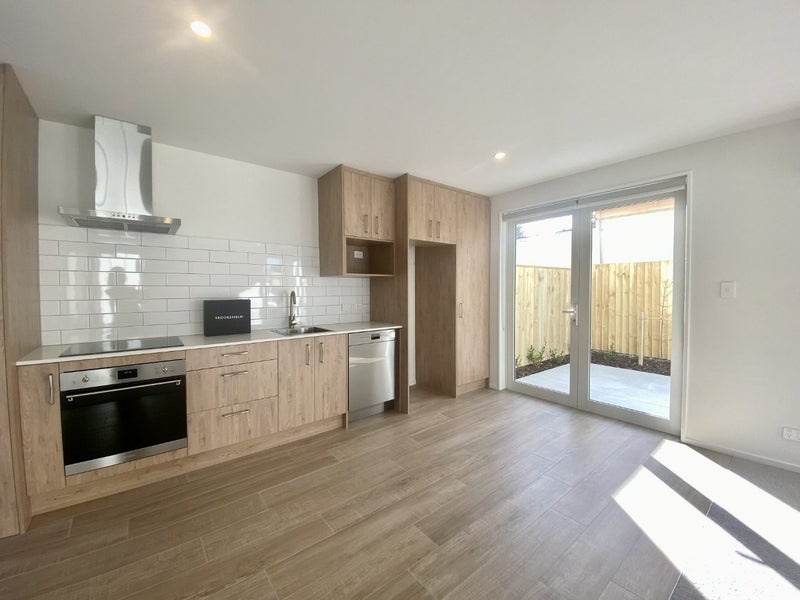 2/87 Barbour Street, Waltham, Christchurch - Carousel 2