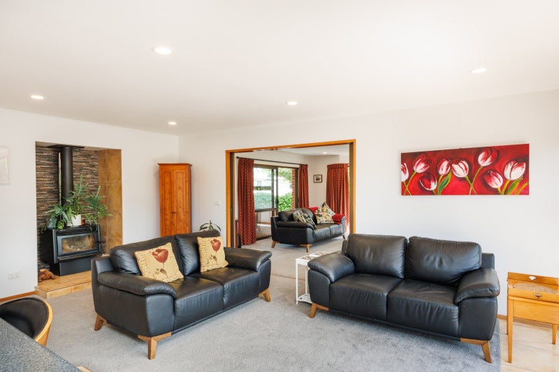 122 Oxford Street, Ashhurst, Ashhurst - Carousel 2