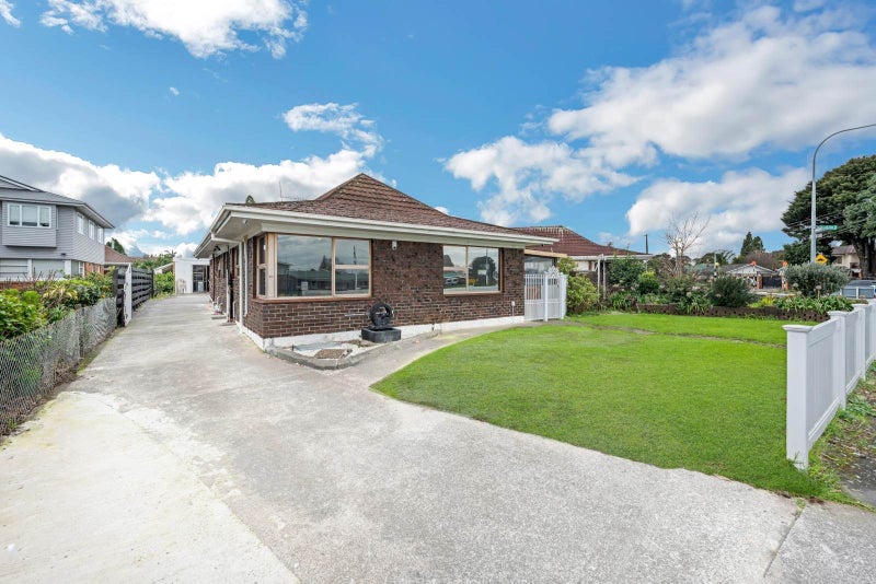 1/166 St George Street, Papatoetoe, Auckland - Carousel 2