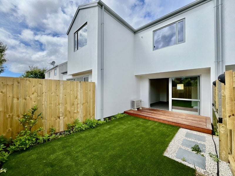 2/75 Lismore Street, Waltham, Christchurch - Carousel 15