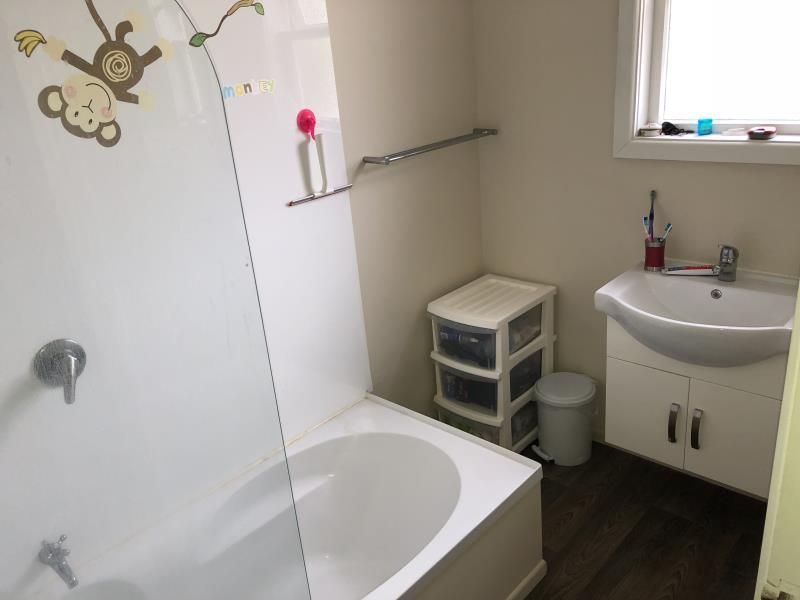 9 Collett Street, Naenae, Lower Hutt - Carousel 6