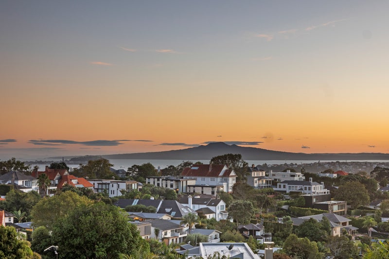 176 Remuera Road, Remuera, Auckland - Carousel 1