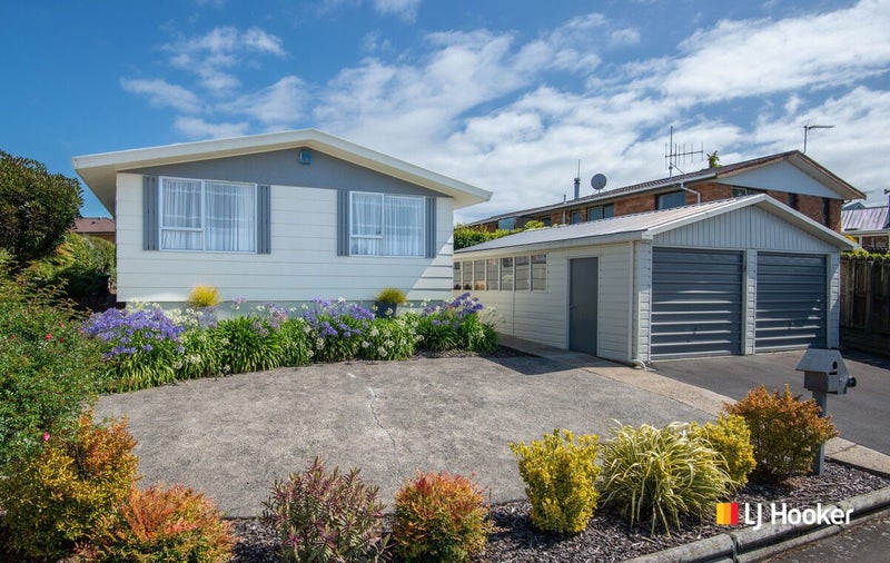 29 Estuary Crescent, Fairfield, Dunedin - Carousel 1