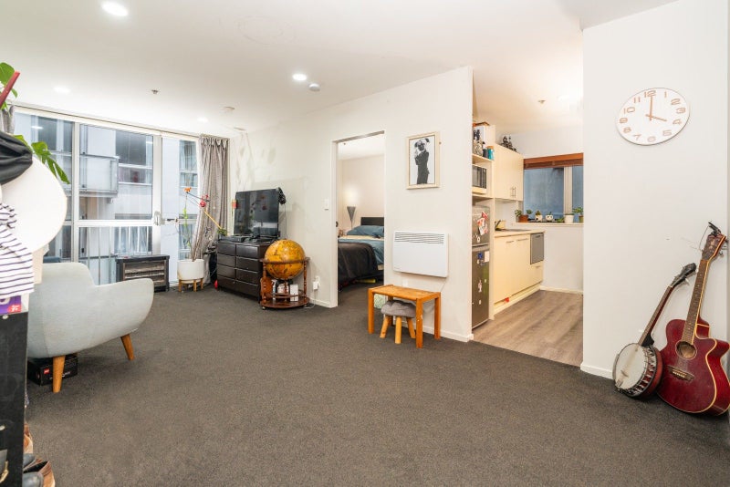 307/9 Gilmer Terrace, Wellington Central, Wellington - Carousel 2