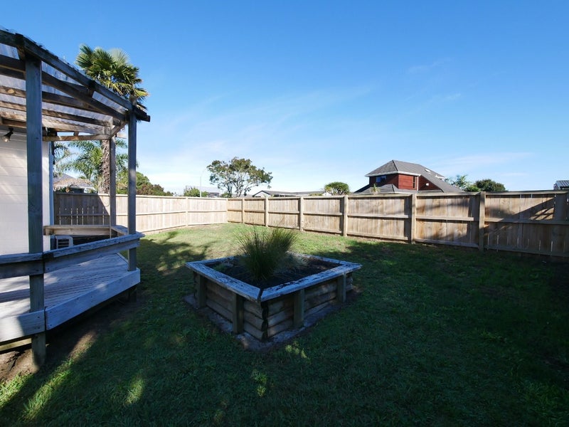 91 St Annes Crescent, Wattle Downs, Auckland - Carousel 14