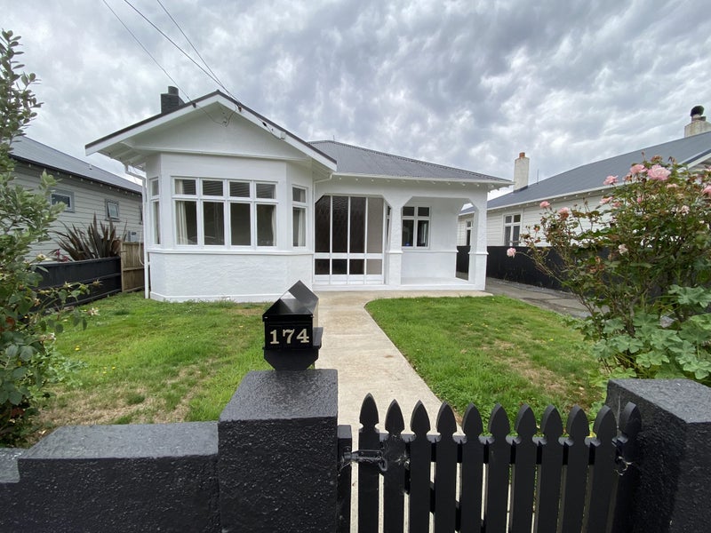 174 Victoria Road, Saint Clair, Dunedin - Carousel 1