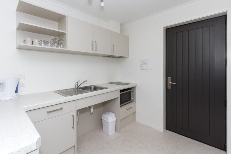 68 Normandy Avenue, Melville, Hamilton - Carousel 2