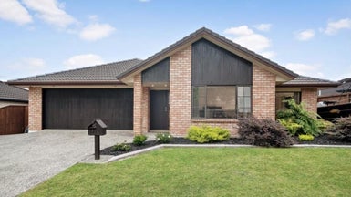 19 Lissleton Drive, East Tamaki, Auckland - Carousel 1