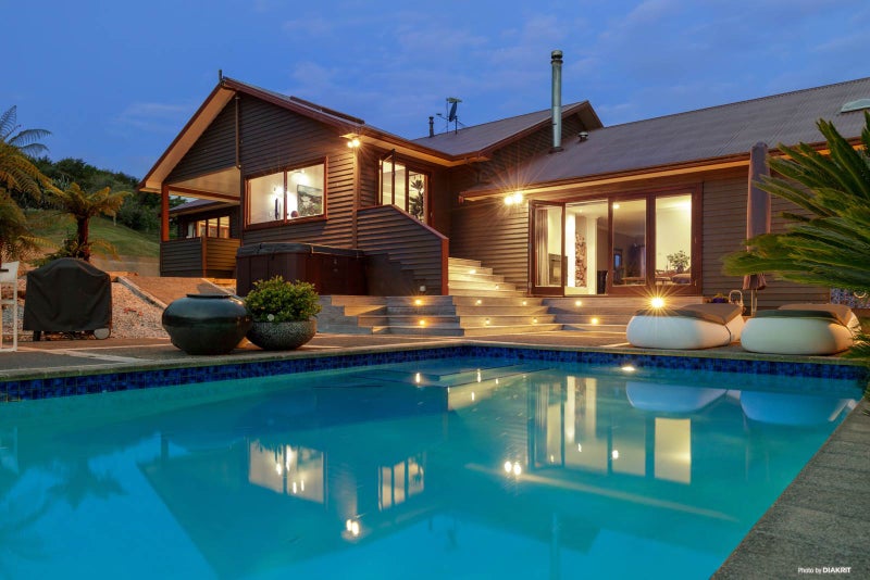 1204 Hunua Road, Papakura - Carousel 2