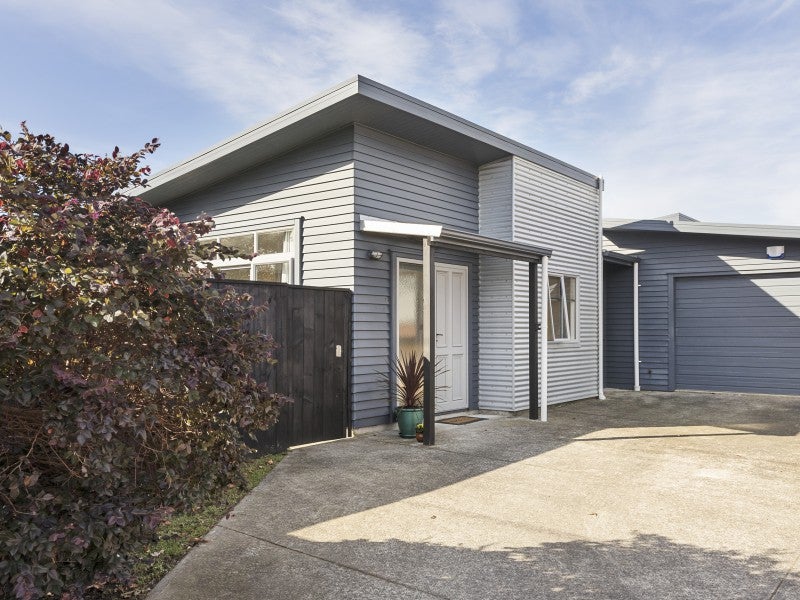 304B Oxford Terrace, Avalon, Lower Hutt - Carousel 1