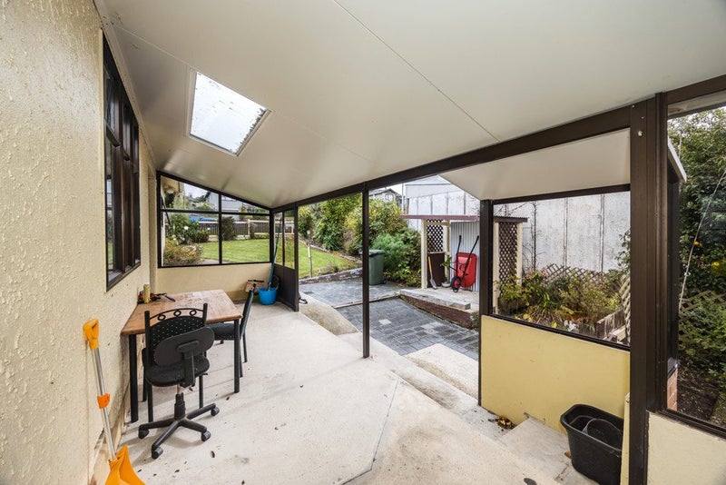 15 Kelvin Street, South Hill, Oamaru - Carousel 2