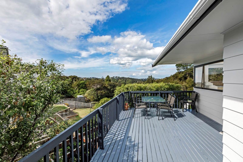 146 Chelsea View Drive, Chatswood, Auckland - Carousel 2