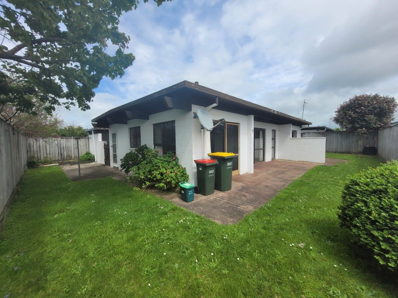 124C Galloway Street, Hamilton East, Hamilton - Carousel 2