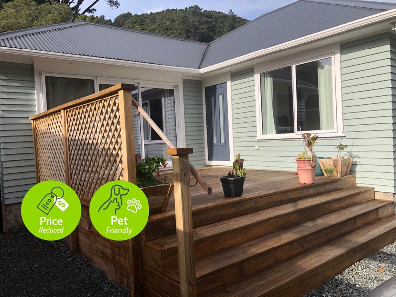 39 Sunny Grove, Wainuiomata, Lower Hutt - Carousel 1