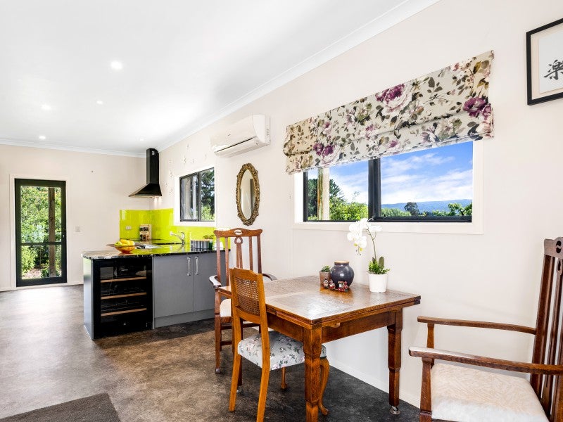 123 Flux Road, Mangaroa, Upper Hutt - Carousel 2