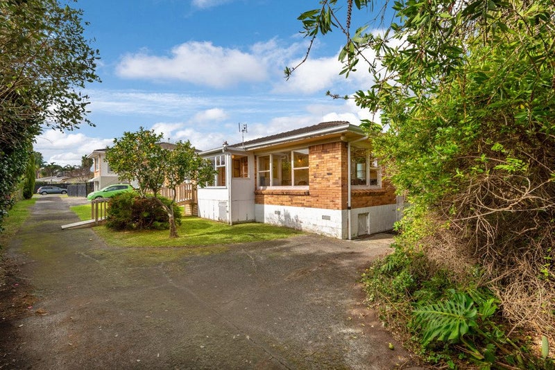3/5 Moana Avenue, Belmont, Auckland - Carousel 1