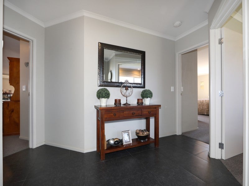 12 Inglis Place, Mahora, Hastings - Carousel 2