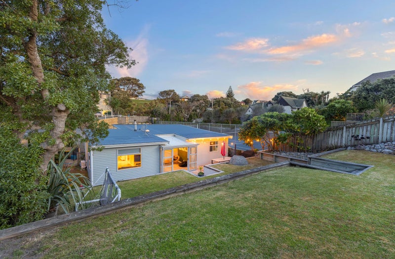 171 Rosetta Road, Raumati South, Paraparaumu - Carousel 1