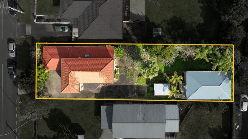 35 Fruitvale Road, New Lynn, Auckland - Carousel 1