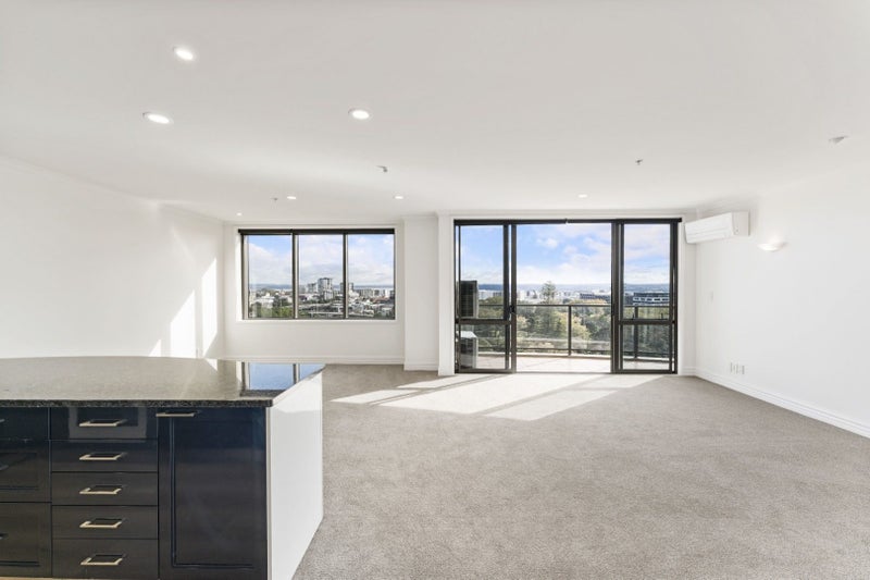 604/135 Grafton Road, Grafton, Auckland - Carousel 2