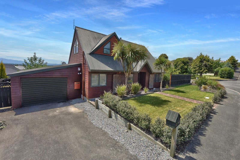 12 Middlebank Drive, Richmond - Carousel 16