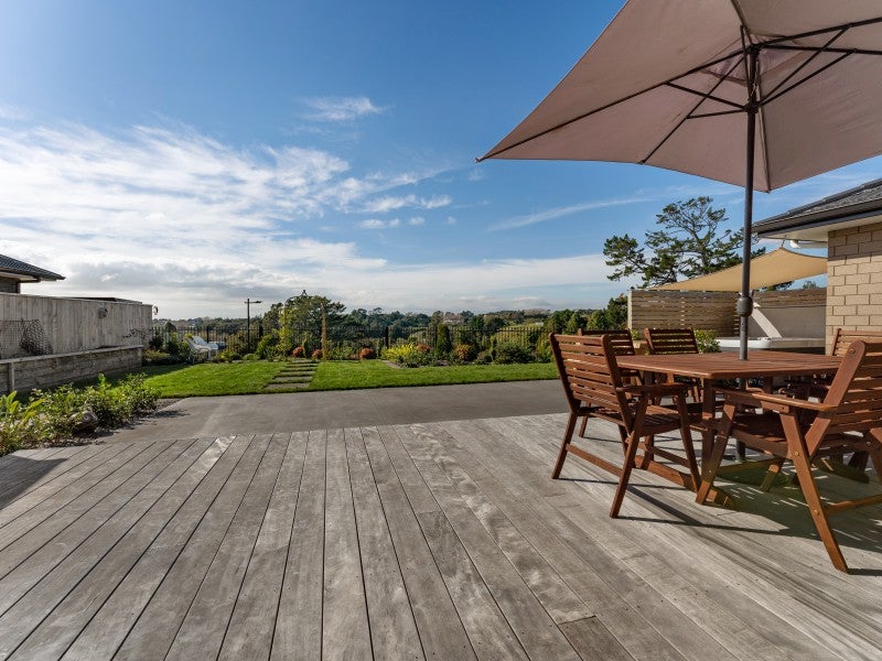 2 Piharau Crescent, Hurdon, New Plymouth - Carousel 2