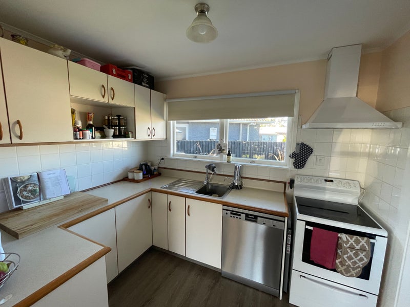 16 West-Watson Avenue, Hillmorton, Christchurch - Carousel 2